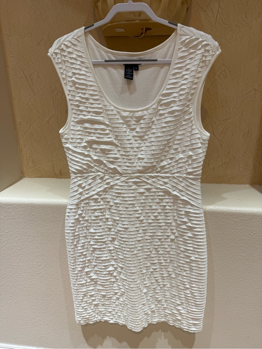 Max Edition White Textured Sleeveless Mini Dress